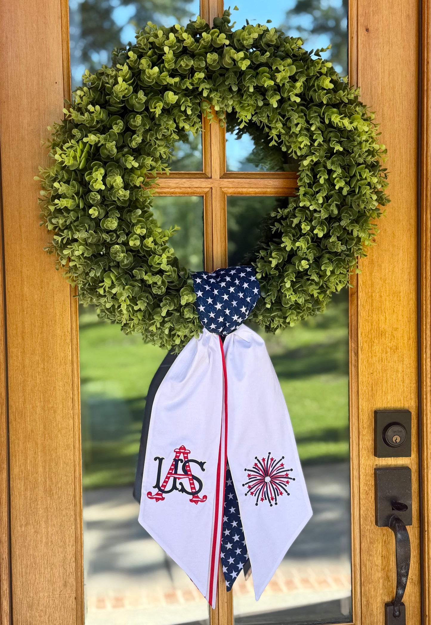 USA & Fireworks Double Wreath Sash | White w/ Stars & Stripes