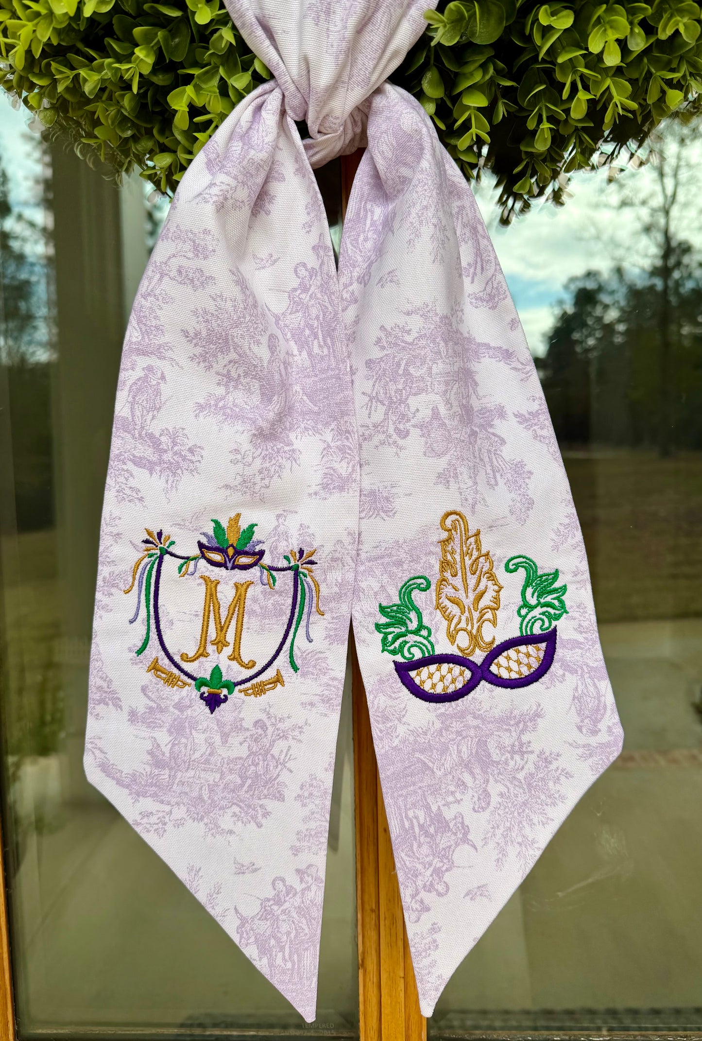 Mardi Gras Crest & Mask Wreath Sash | Lavender Toile
